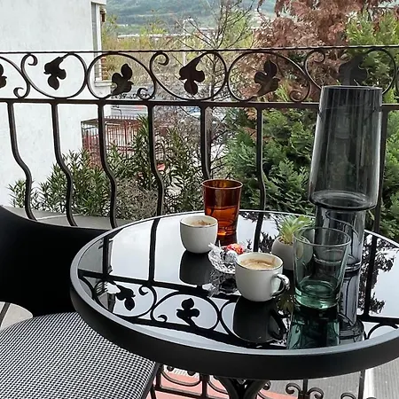 D & E Skopje